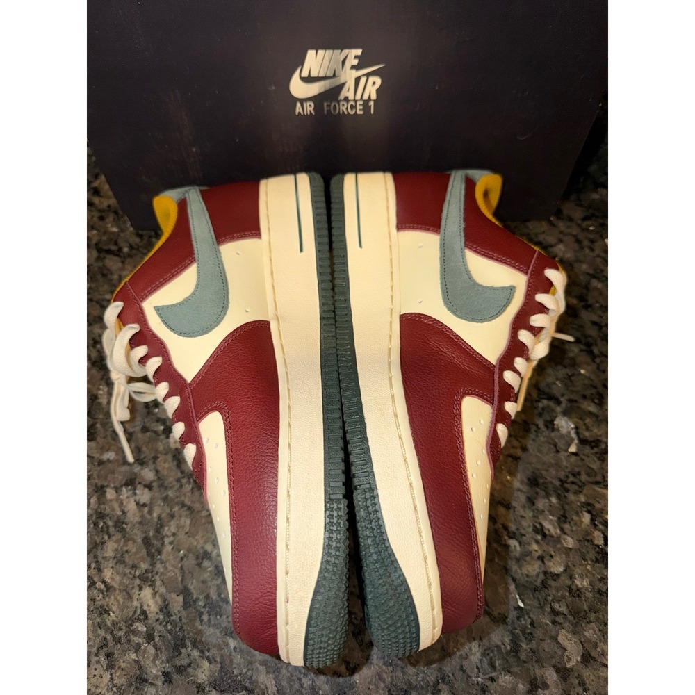 Nike Air Force 1 07 LV8 Coconut‎ Milk Vintage Green Mens Size 10 HQ3612-113 - Picture 2 of 11